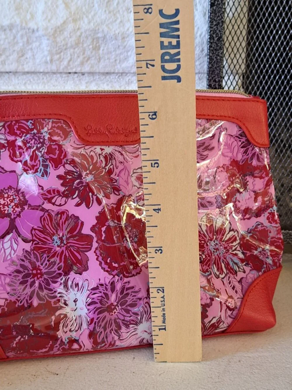 Lilly Pulitzer Printed Floral Makeup Bag Pouch Red Faux Leather Zipper Closure